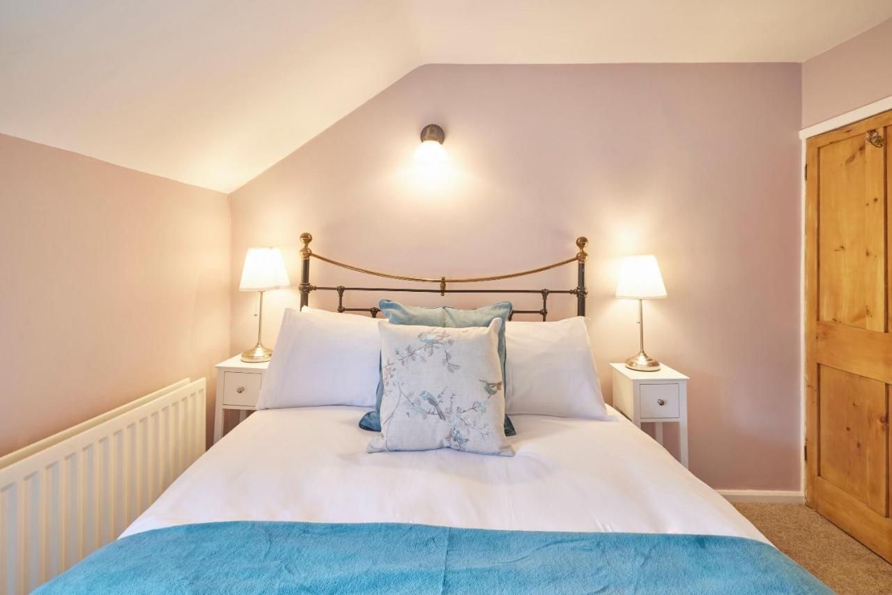 Host & Stay - Honey Cottage Hinderwell Eksteriør billede